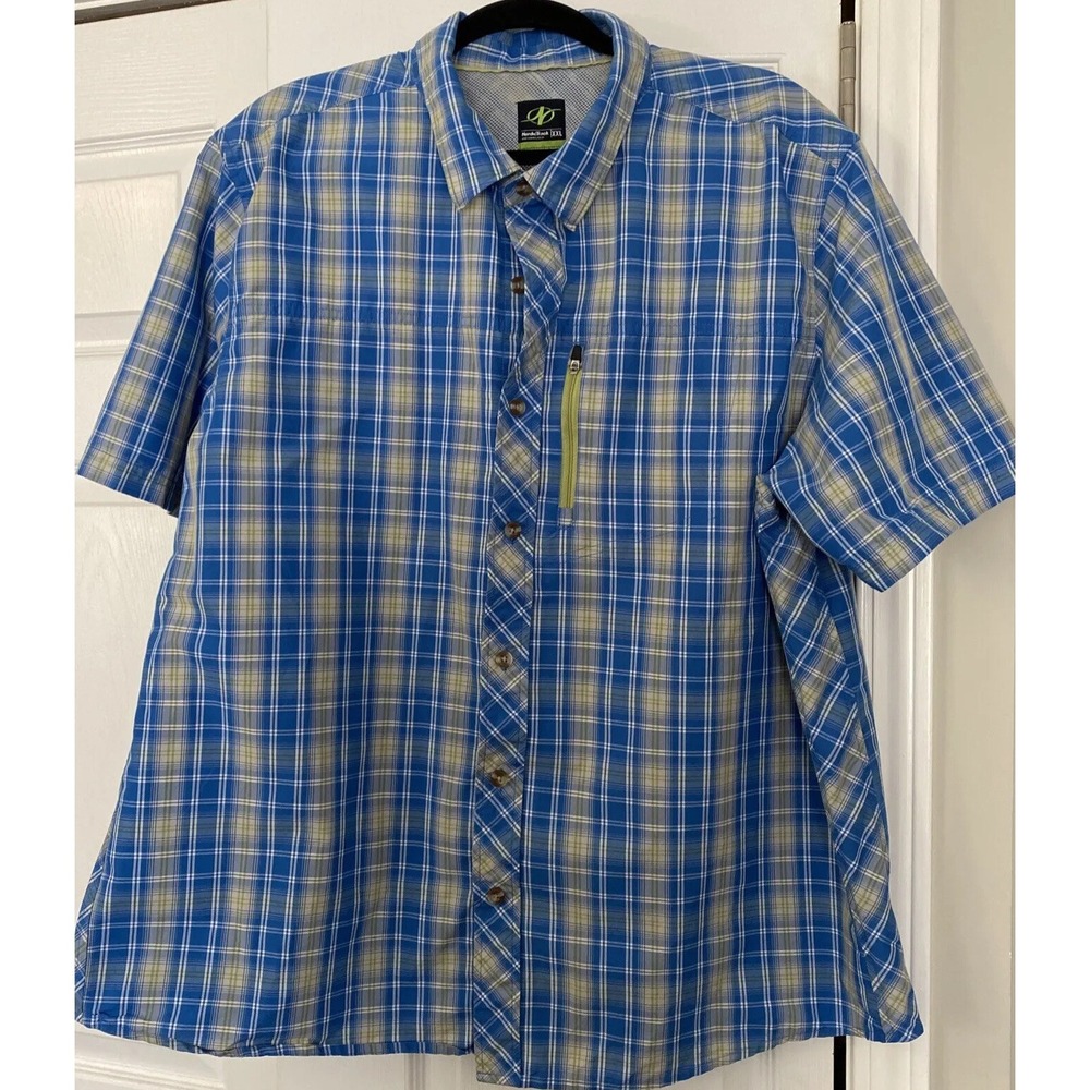 XXL NordicTrack SS men's button down plaid casual shirt with handy chest pocket